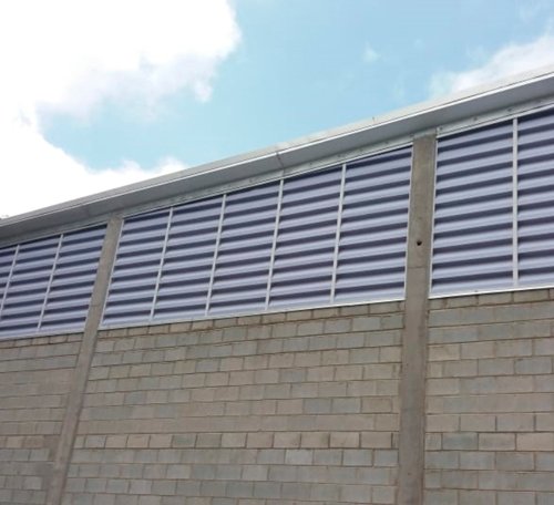 Instalação de Venezianas Industriais em Cotia 2017